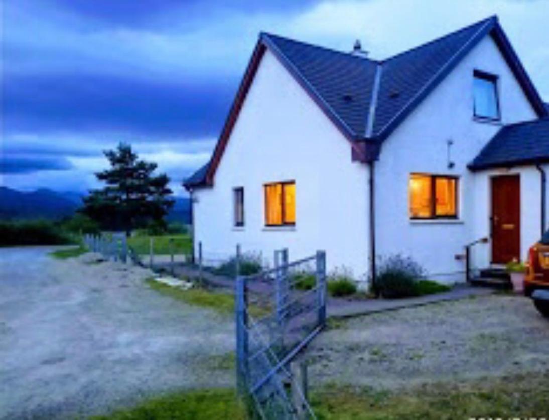 Brackenbrae Holiday Cottage Acharacle エクステリア 写真