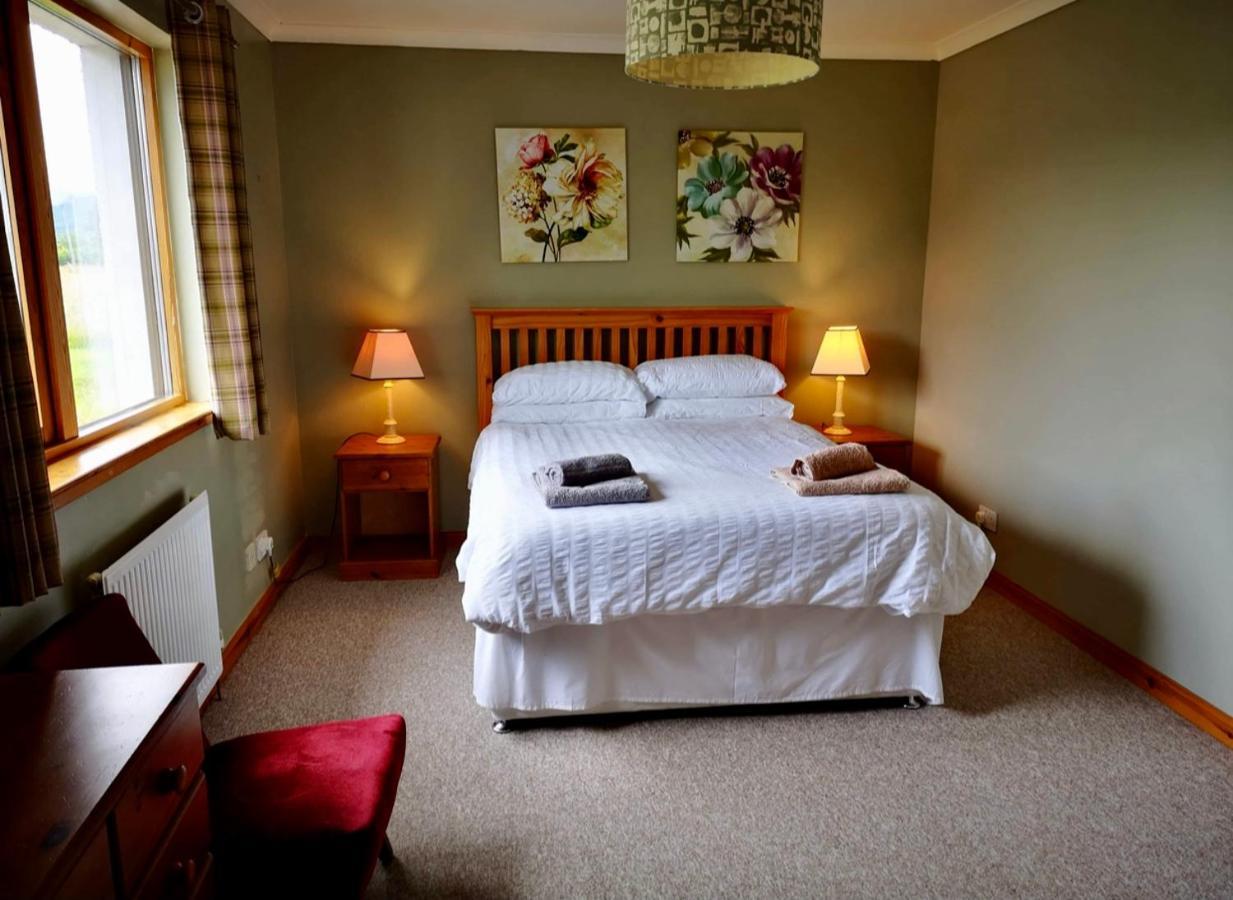 Brackenbrae Holiday Cottage Acharacle エクステリア 写真